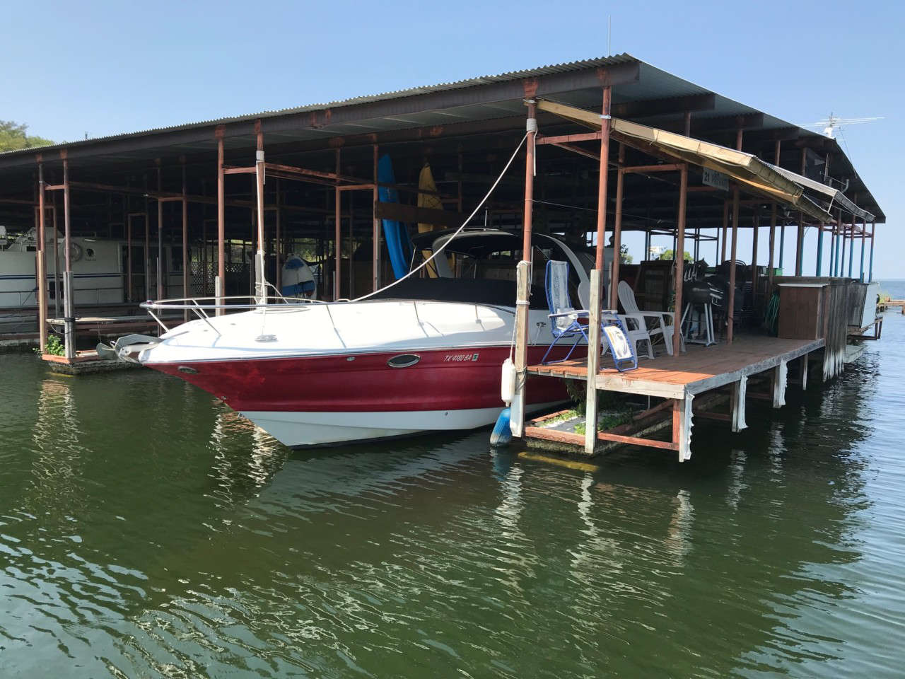 yacht club boat house